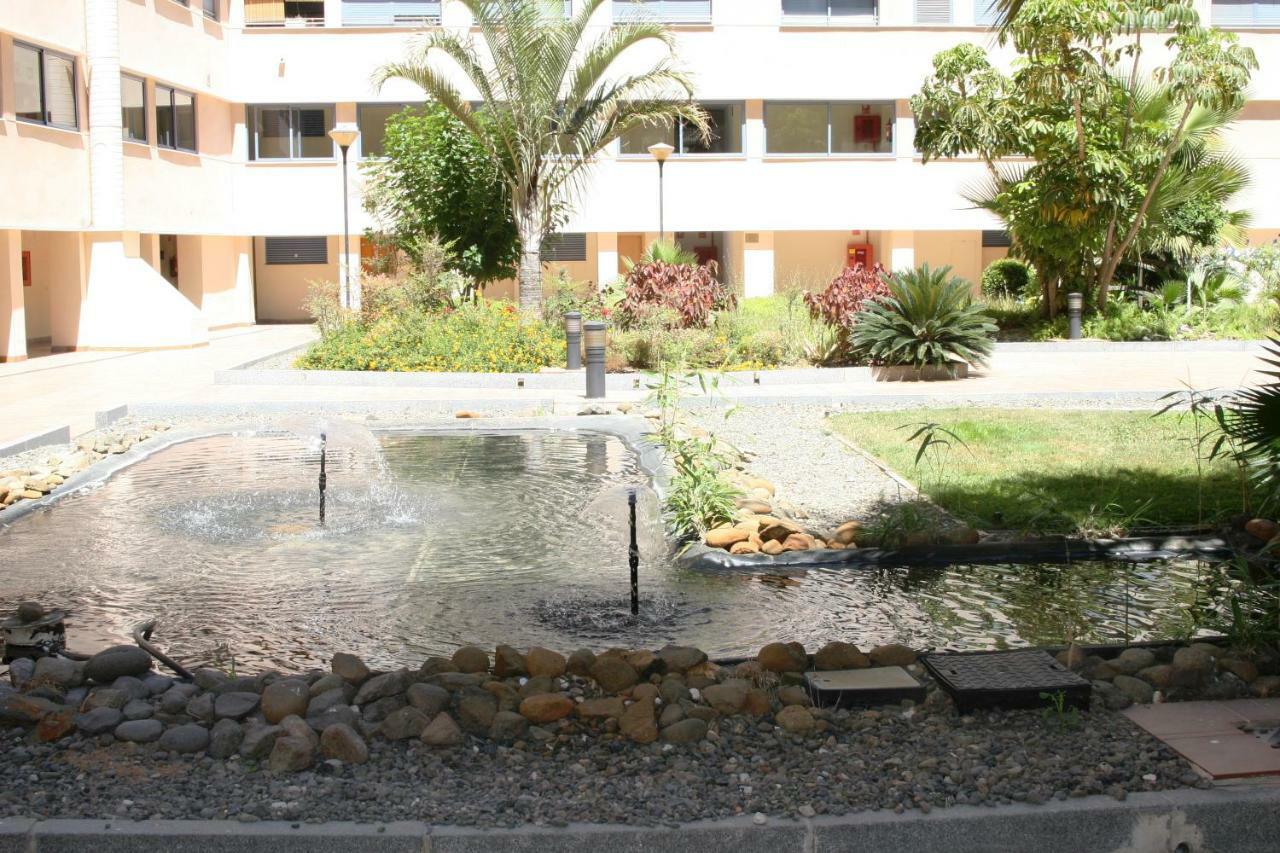 Apartamento Malaga Centro Y Playa-Parking Exterior photo